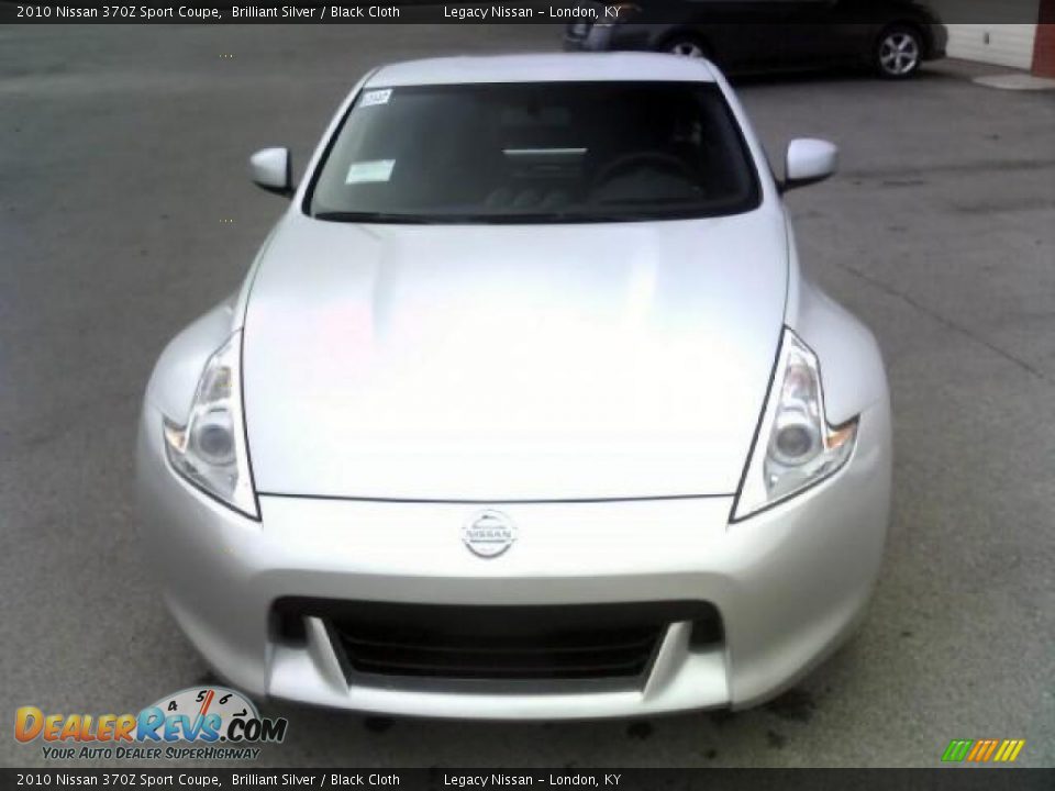 2010 Nissan 370Z Sport Coupe Brilliant Silver / Black Cloth Photo #2
