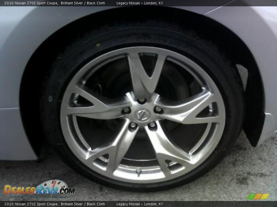 2010 Nissan 370Z Sport Coupe Brilliant Silver / Black Cloth Photo #8