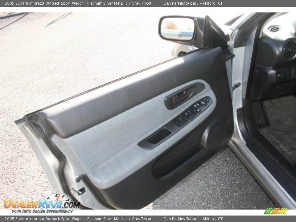 2005 Subaru Impreza Outback Sport Wagon Platinum Silver Metallic / Gray Tricot Photo #13
