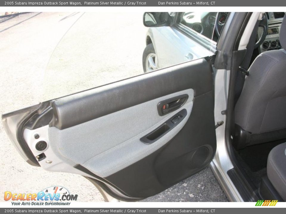 2005 Subaru Impreza Outback Sport Wagon Platinum Silver Metallic / Gray Tricot Photo #14