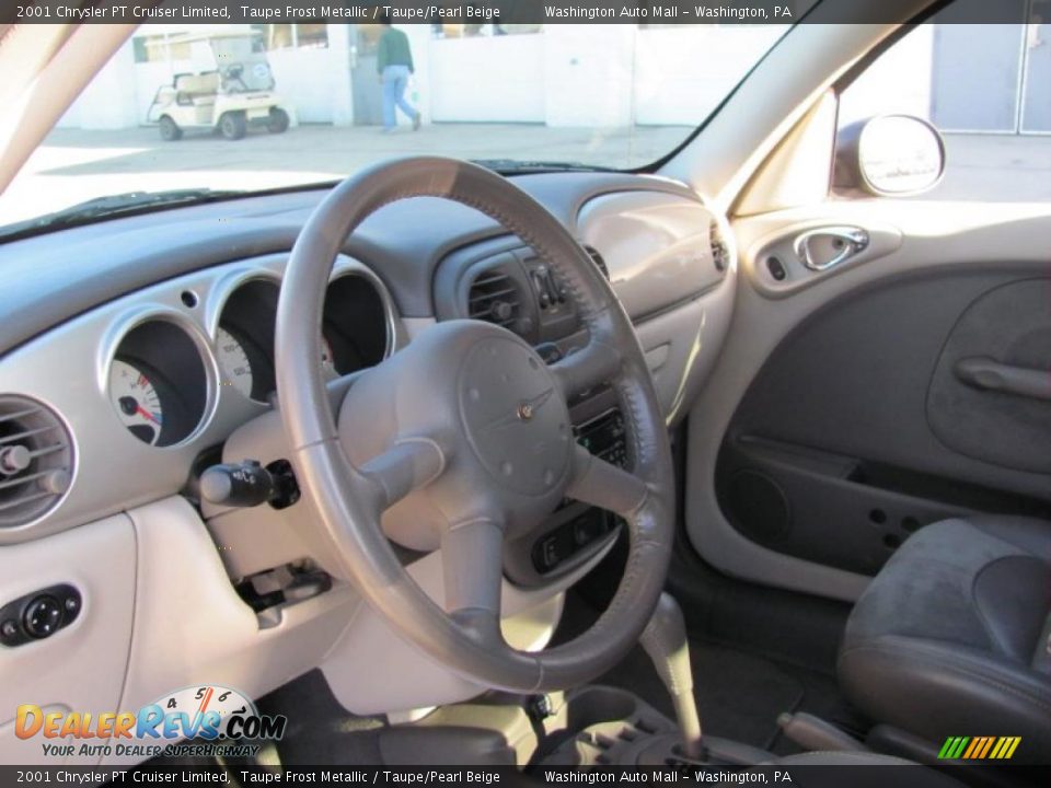2001 Chrysler PT Cruiser Limited Taupe Frost Metallic / Taupe/Pearl Beige Photo #12