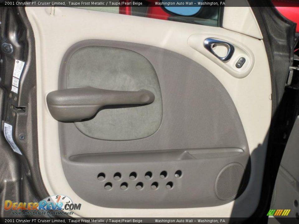 2001 Chrysler PT Cruiser Limited Taupe Frost Metallic / Taupe/Pearl Beige Photo #13