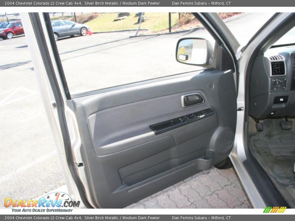 2004 Chevrolet Colorado LS Crew Cab 4x4 Silver Birch Metallic / Medium Dark Pewter Photo #12