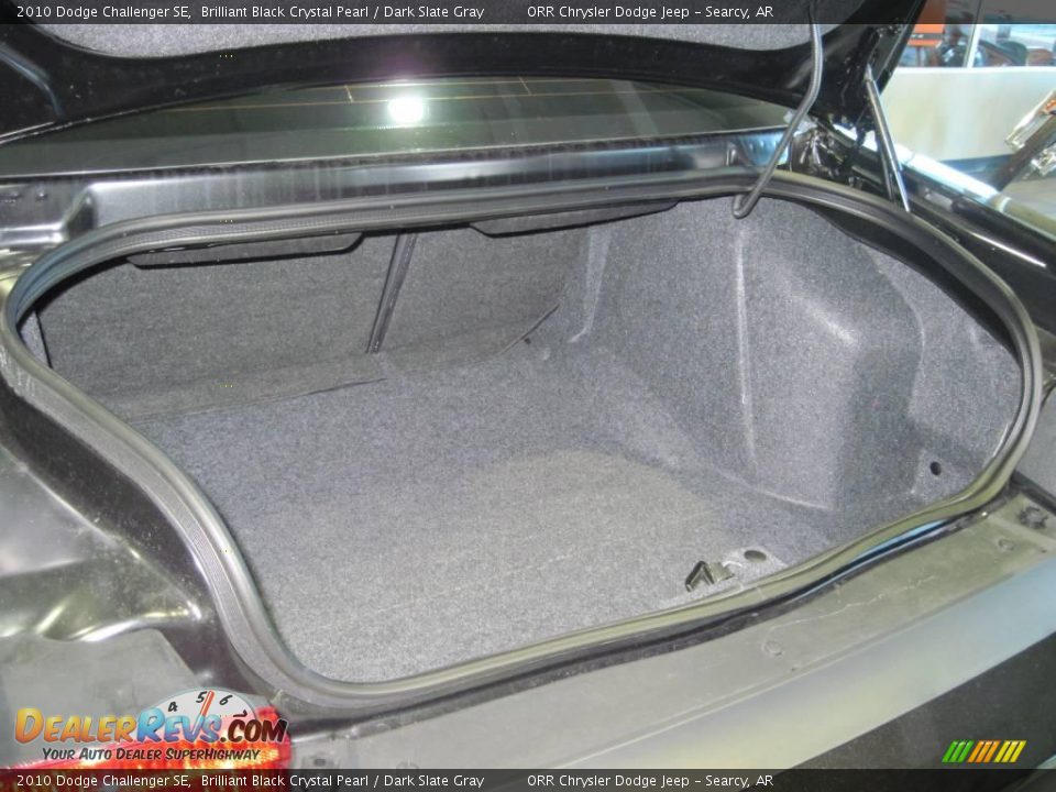 2010 Dodge Challenger SE Brilliant Black Crystal Pearl / Dark Slate Gray Photo #15