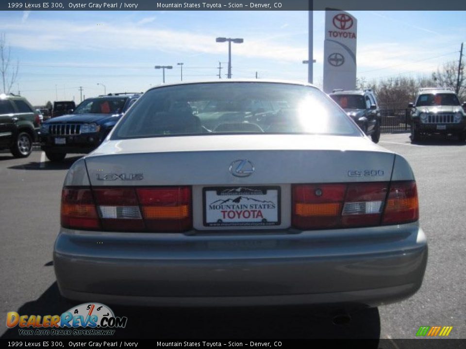 1999 Lexus ES 300 Oyster Gray Pearl / Ivory Photo #3