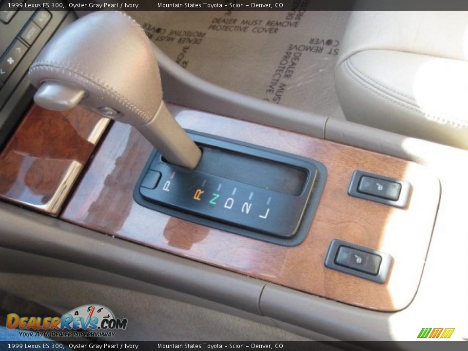 1999 Lexus ES 300 Oyster Gray Pearl / Ivory Photo #17
