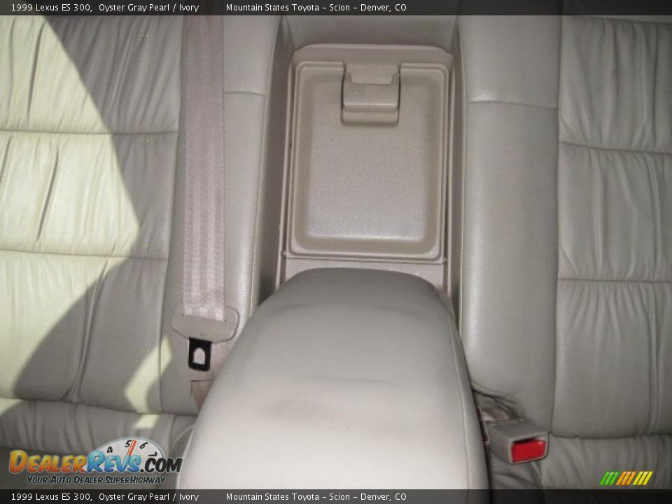 1999 Lexus ES 300 Oyster Gray Pearl / Ivory Photo #22