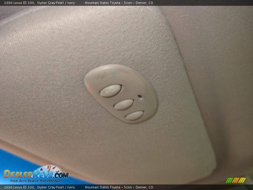 1999 Lexus ES 300 Oyster Gray Pearl / Ivory Photo #26