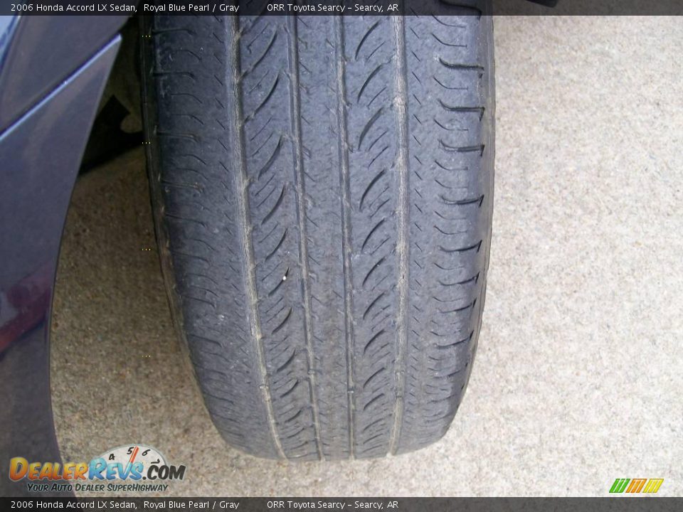 2006 Honda Accord LX Sedan Royal Blue Pearl / Gray Photo #10