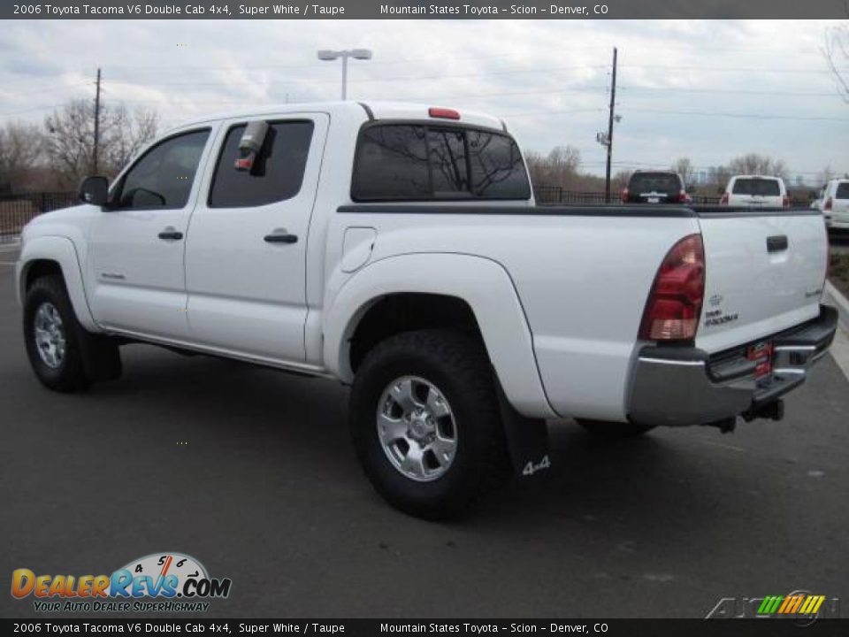 2006 Toyota Tacoma V6 Double Cab 4x4 Super White / Taupe Photo #4