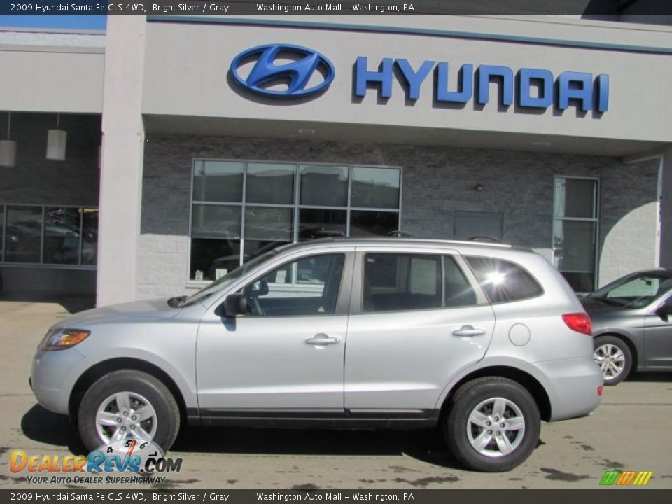 2009 Hyundai Santa Fe GLS 4WD Bright Silver / Gray Photo #3