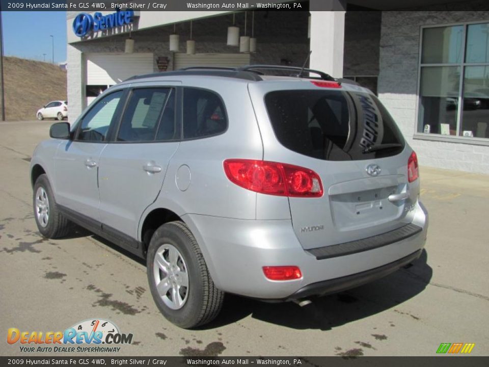 2009 Hyundai Santa Fe GLS 4WD Bright Silver / Gray Photo #4