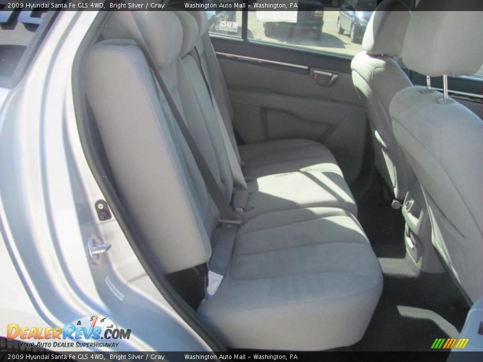 2009 Hyundai Santa Fe GLS 4WD Bright Silver / Gray Photo #17