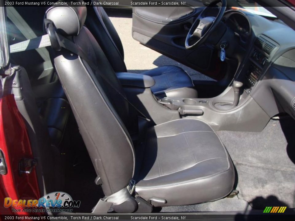 2003 Ford Mustang V6 Convertible Torch Red / Dark Charcoal Photo #15