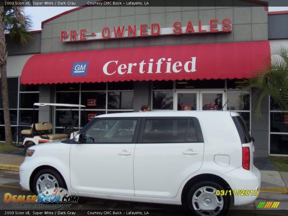 2009 Scion xB Super White / Dark Gray Photo #1