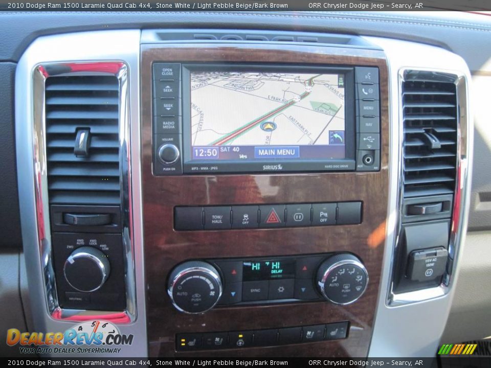 2010 Dodge Ram 1500 Laramie Quad Cab 4x4 Stone White / Light Pebble Beige/Bark Brown Photo #8
