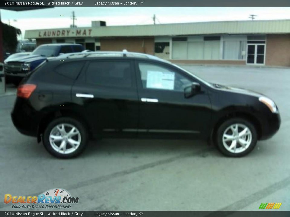 2010 Nissan Rogue SL Wicked Black / Gray Photo #4