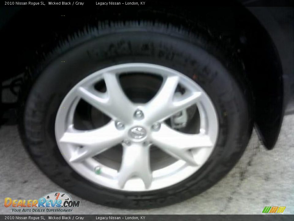 2010 Nissan Rogue SL Wicked Black / Gray Photo #9