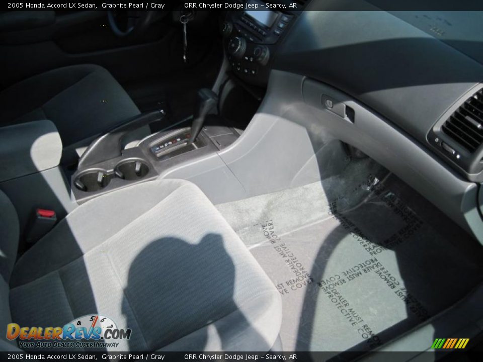 2005 Honda Accord LX Sedan Graphite Pearl / Gray Photo #6