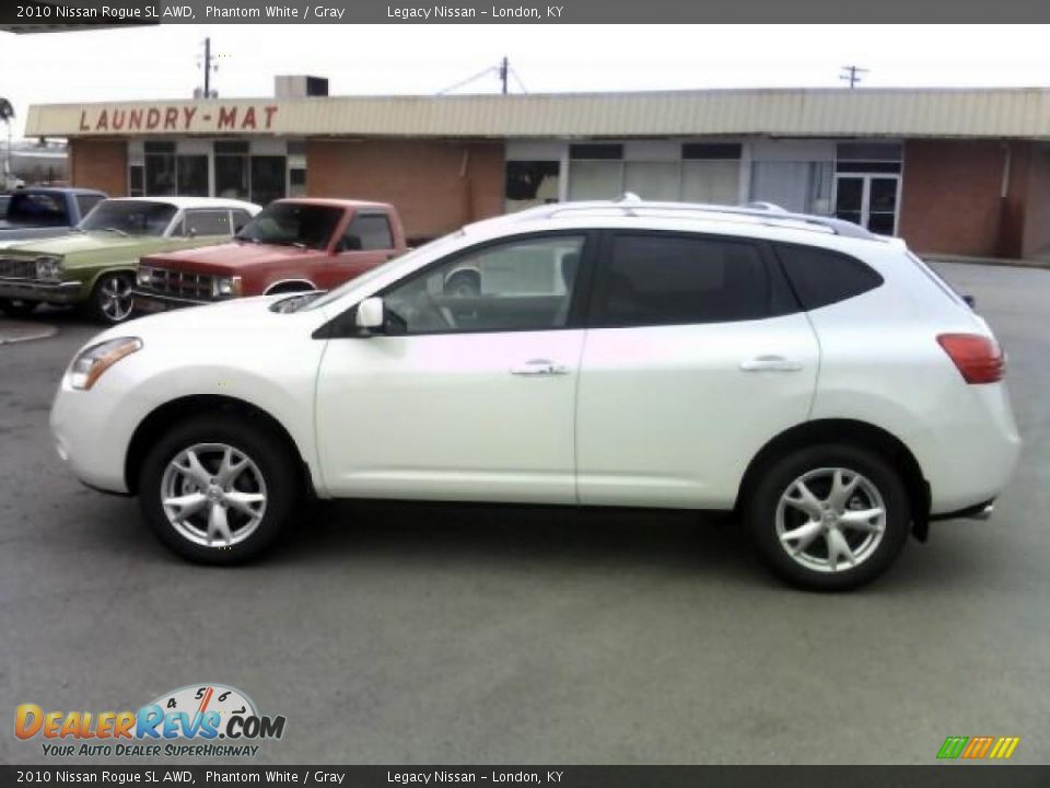 2010 Nissan Rogue SL AWD Phantom White / Gray Photo #5