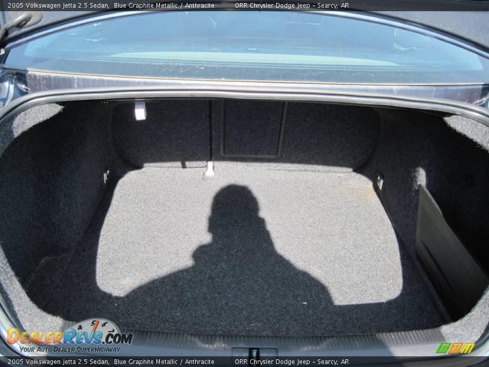 2005 Volkswagen Jetta 2.5 Sedan Blue Graphite Metallic / Anthracite Photo #16