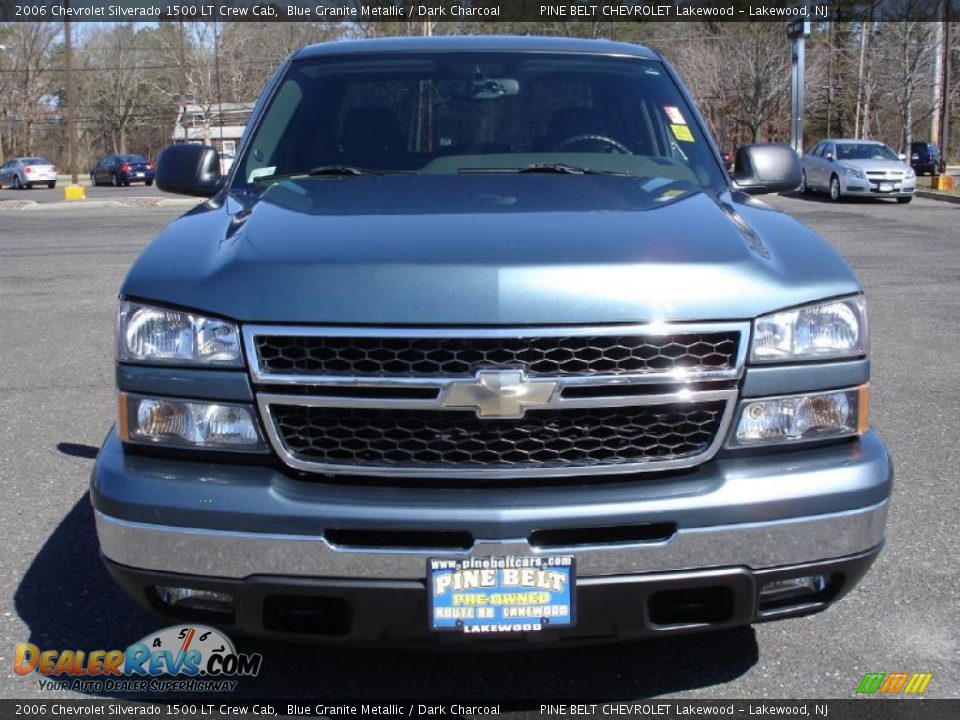 2006 Chevrolet Silverado 1500 LT Crew Cab Blue Granite Metallic / Dark Charcoal Photo #2