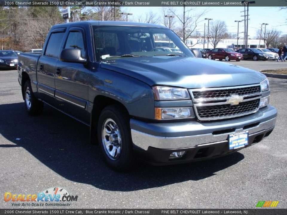 2006 Chevrolet Silverado 1500 LT Crew Cab Blue Granite Metallic / Dark Charcoal Photo #3
