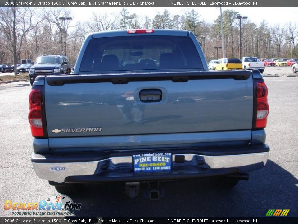 2006 Chevrolet Silverado 1500 LT Crew Cab Blue Granite Metallic / Dark Charcoal Photo #5