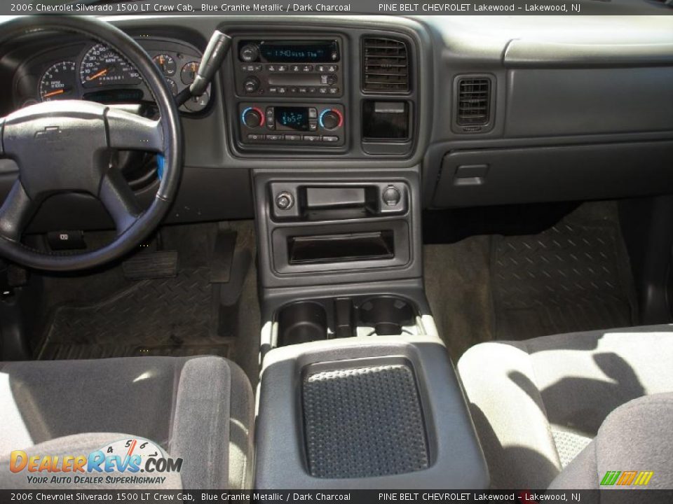 2006 Chevrolet Silverado 1500 LT Crew Cab Blue Granite Metallic / Dark Charcoal Photo #12