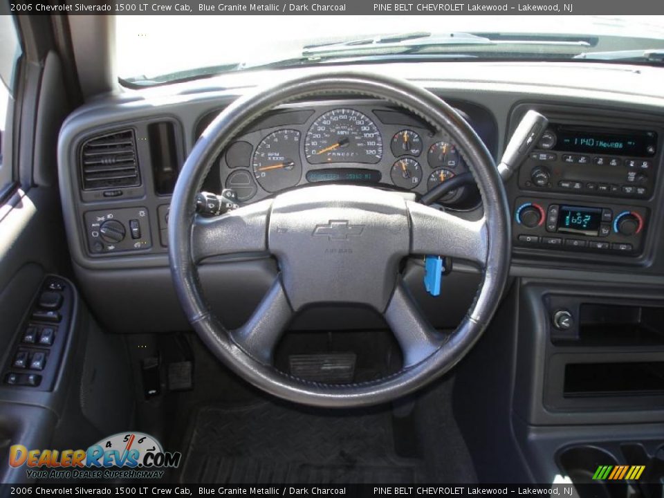 2006 Chevrolet Silverado 1500 LT Crew Cab Blue Granite Metallic / Dark Charcoal Photo #13