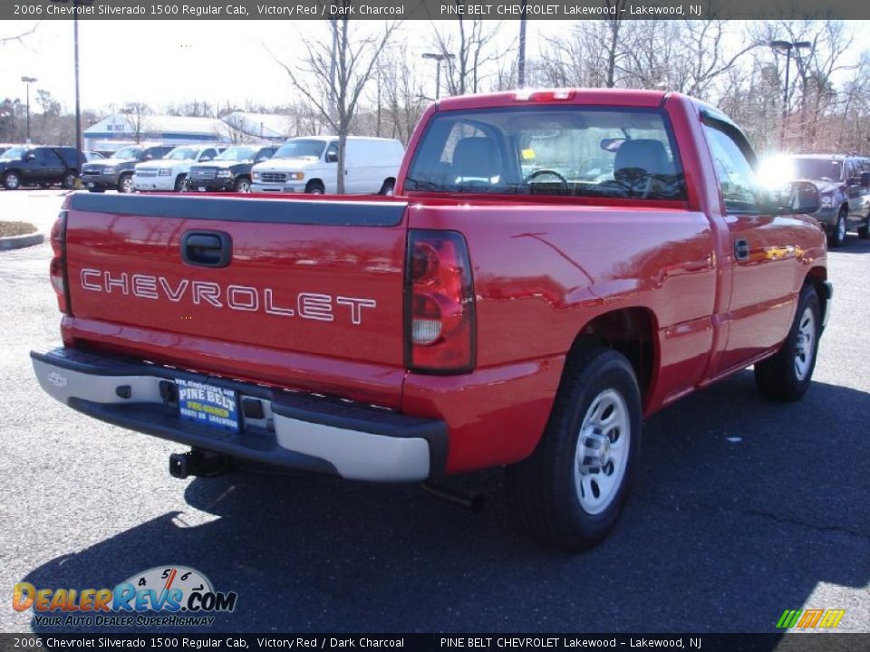 2006 Chevrolet Silverado 1500 Regular Cab Victory Red / Dark Charcoal Photo #4