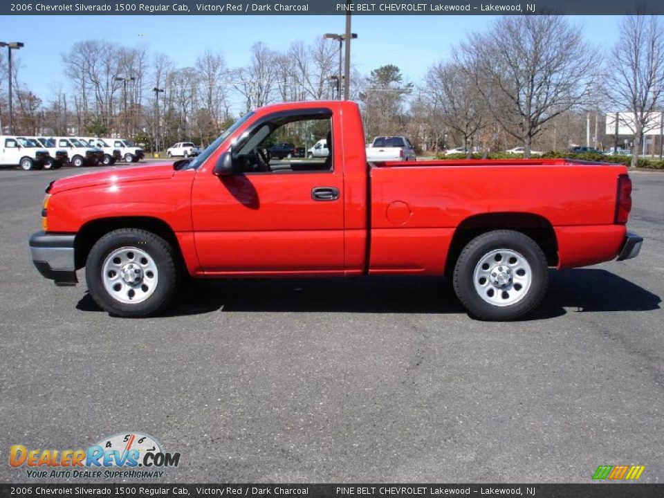 2006 Chevrolet Silverado 1500 Regular Cab Victory Red / Dark Charcoal Photo #9