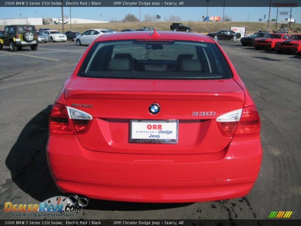 2006 BMW 3 Series 330i Sedan Electric Red / Black Photo #4