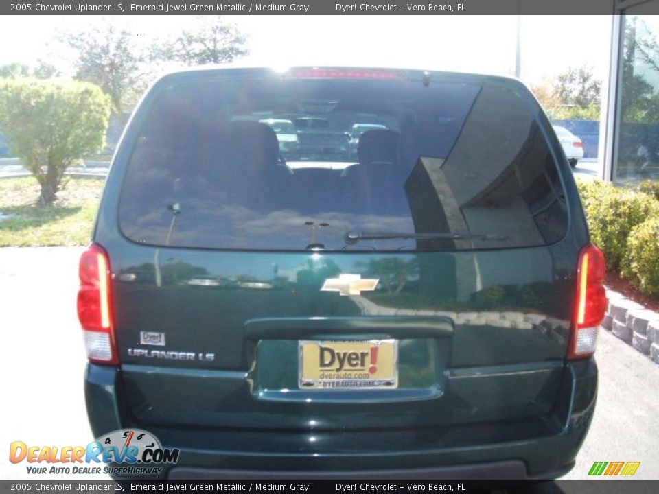2005 Chevrolet Uplander LS Emerald Jewel Green Metallic / Medium Gray Photo #5