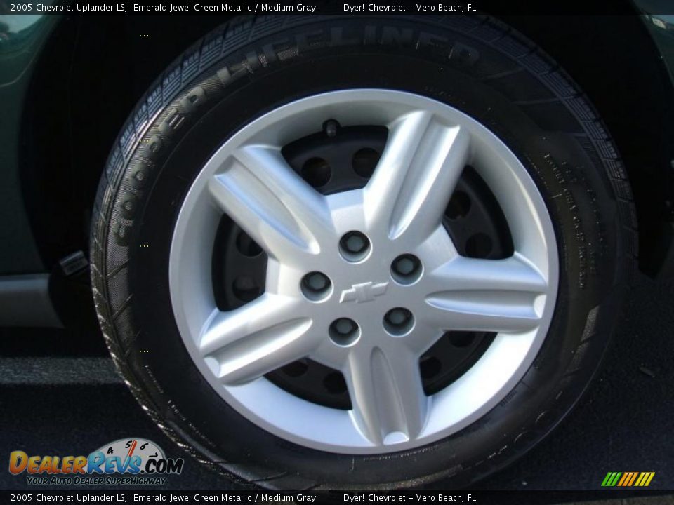 2005 Chevrolet Uplander LS Emerald Jewel Green Metallic / Medium Gray Photo #7