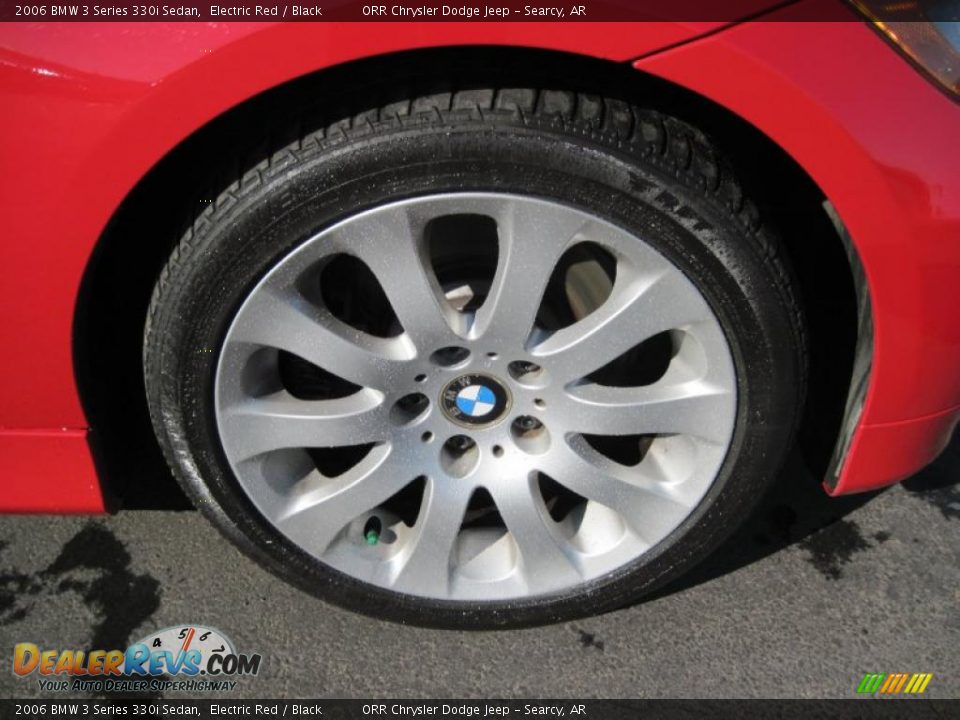 2006 BMW 3 Series 330i Sedan Electric Red / Black Photo #13