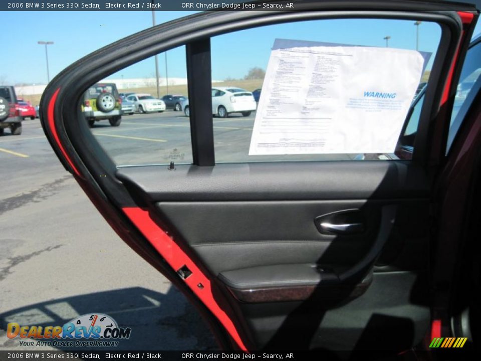 2006 BMW 3 Series 330i Sedan Electric Red / Black Photo #18