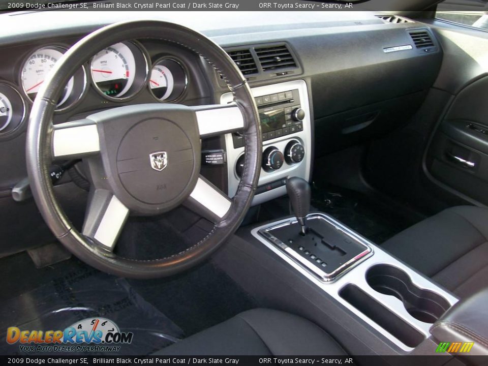 2009 Dodge Challenger SE Brilliant Black Crystal Pearl Coat / Dark Slate Gray Photo #8