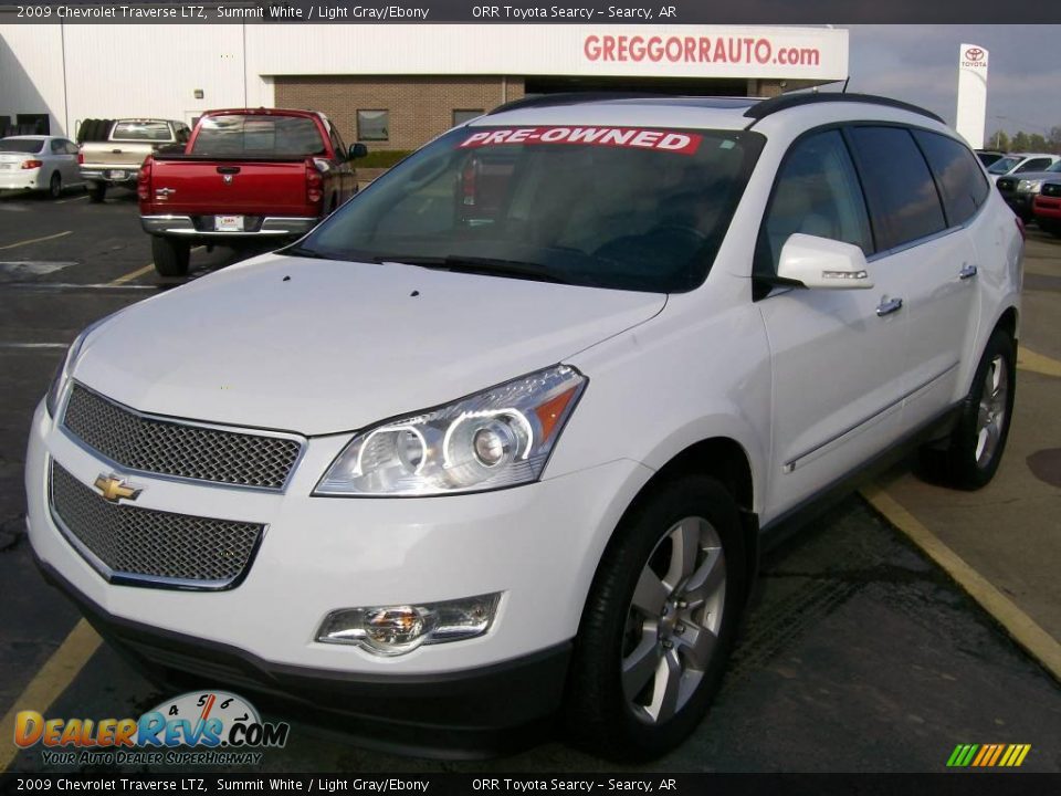 2009 Chevrolet Traverse LTZ Summit White / Light Gray/Ebony Photo #2