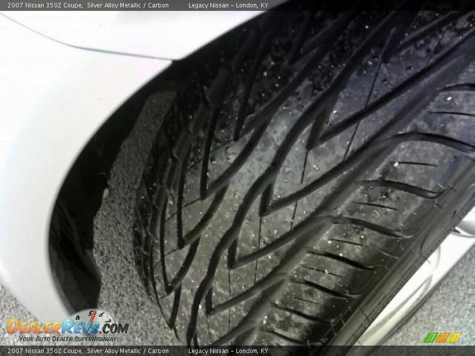 2007 Nissan 350Z Coupe Silver Alloy Metallic / Carbon Photo #10
