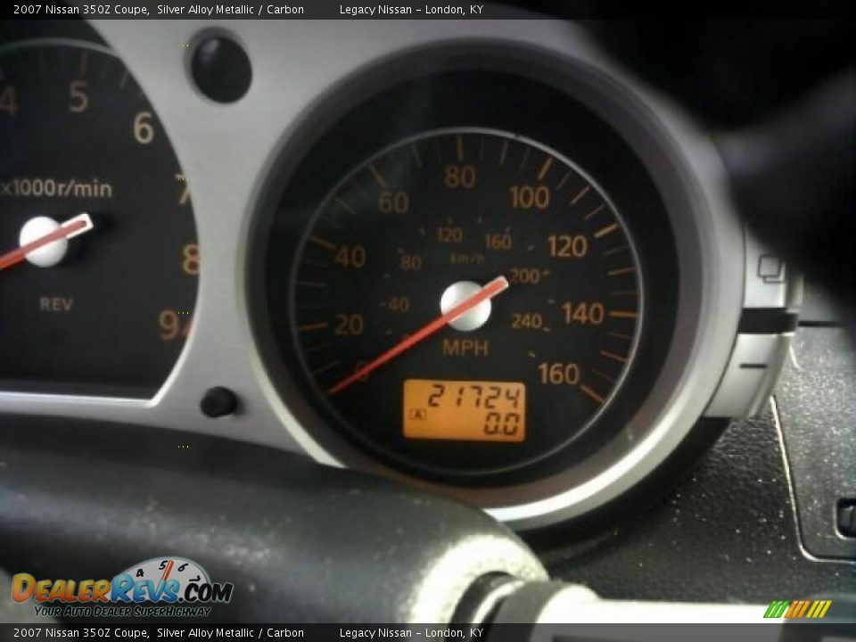 2007 Nissan 350Z Coupe Silver Alloy Metallic / Carbon Photo #11
