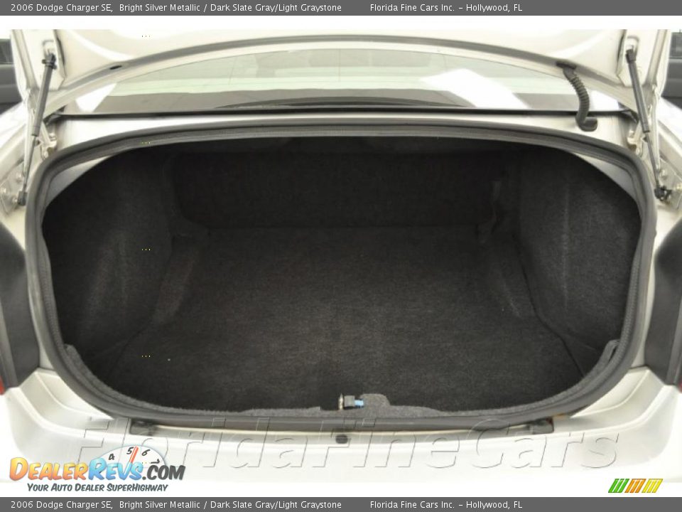 2006 Dodge Charger SE Bright Silver Metallic / Dark Slate Gray/Light Graystone Photo #10