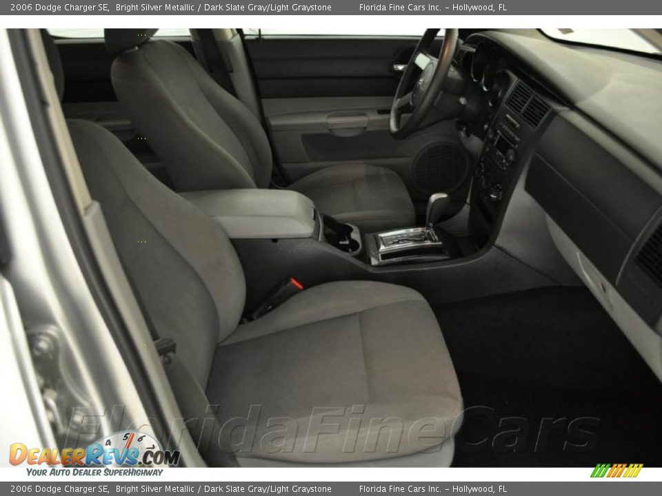 2006 Dodge Charger SE Bright Silver Metallic / Dark Slate Gray/Light Graystone Photo #13