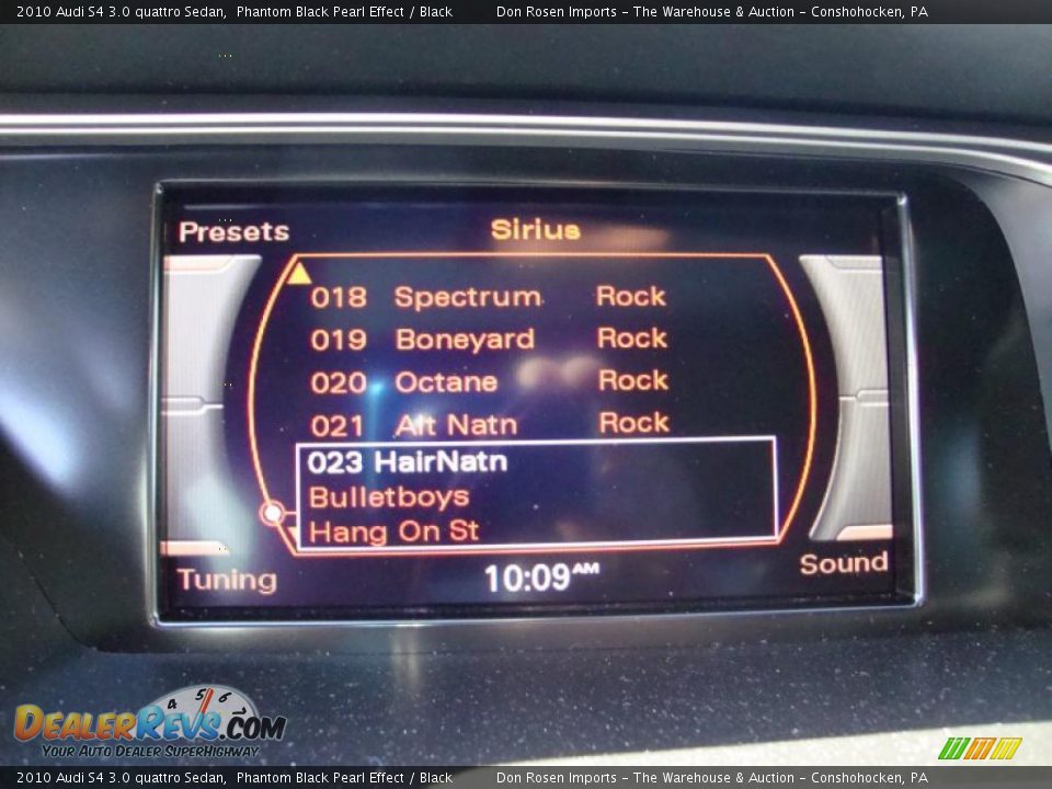 2010 Audi S4 3.0 quattro Sedan Phantom Black Pearl Effect / Black Photo #33