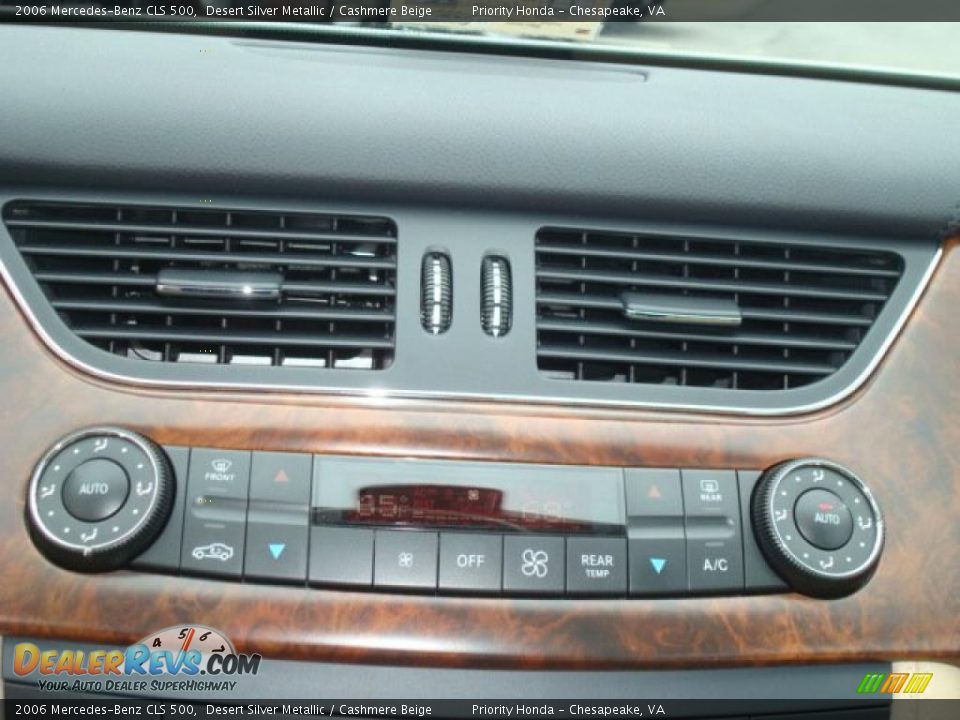 2006 Mercedes-Benz CLS 500 Desert Silver Metallic / Cashmere Beige Photo #19