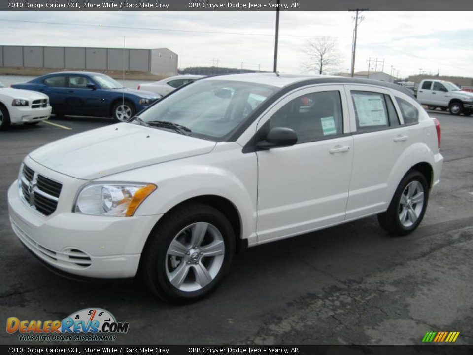 2010 Dodge Caliber SXT Stone White / Dark Slate Gray Photo #2