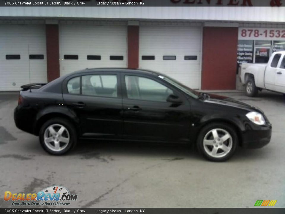 2006 Chevrolet Cobalt LT Sedan Black / Gray Photo #4