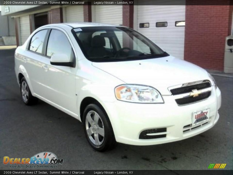 2009 Chevrolet Aveo LT Sedan Summit White / Charcoal Photo #3