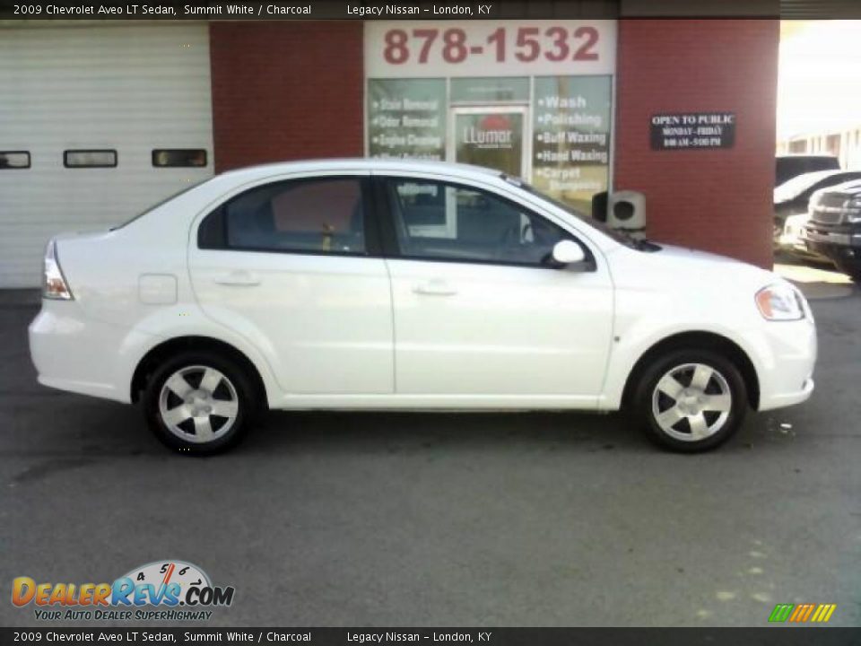 2009 Chevrolet Aveo LT Sedan Summit White / Charcoal Photo #4