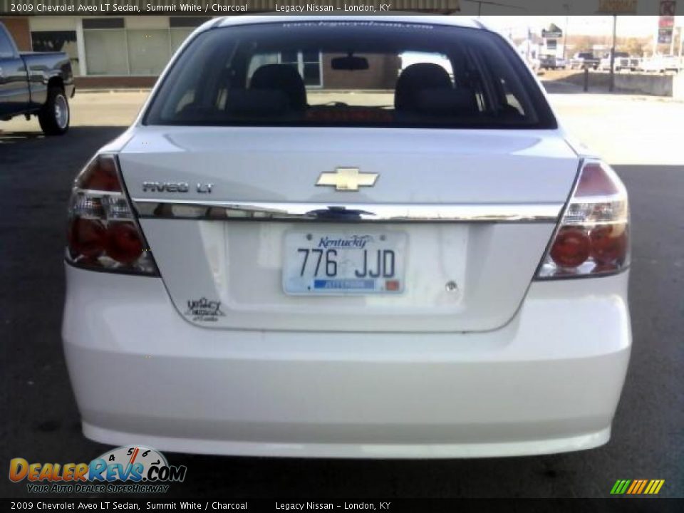 2009 Chevrolet Aveo LT Sedan Summit White / Charcoal Photo #6
